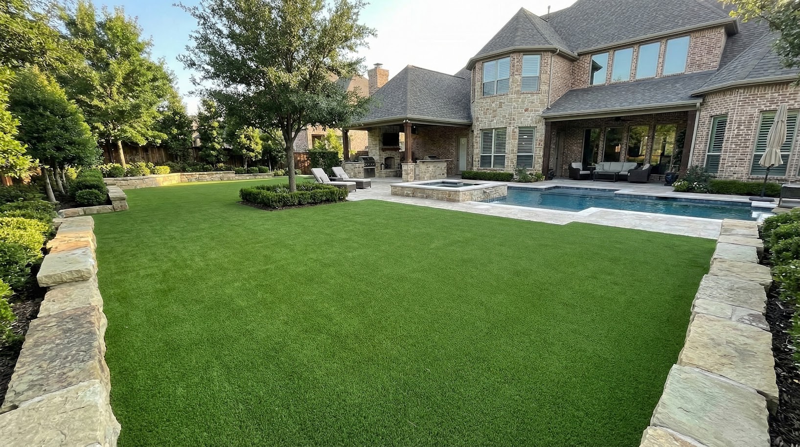 Upscale landscape design